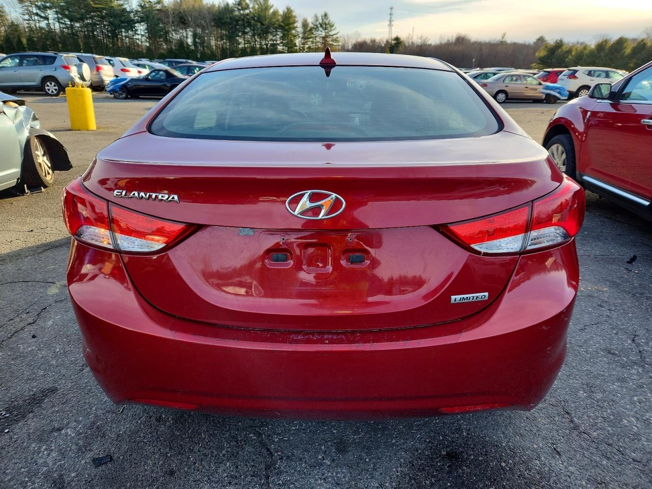 2013 HYUNDAI ELANTRA GLS photo 6