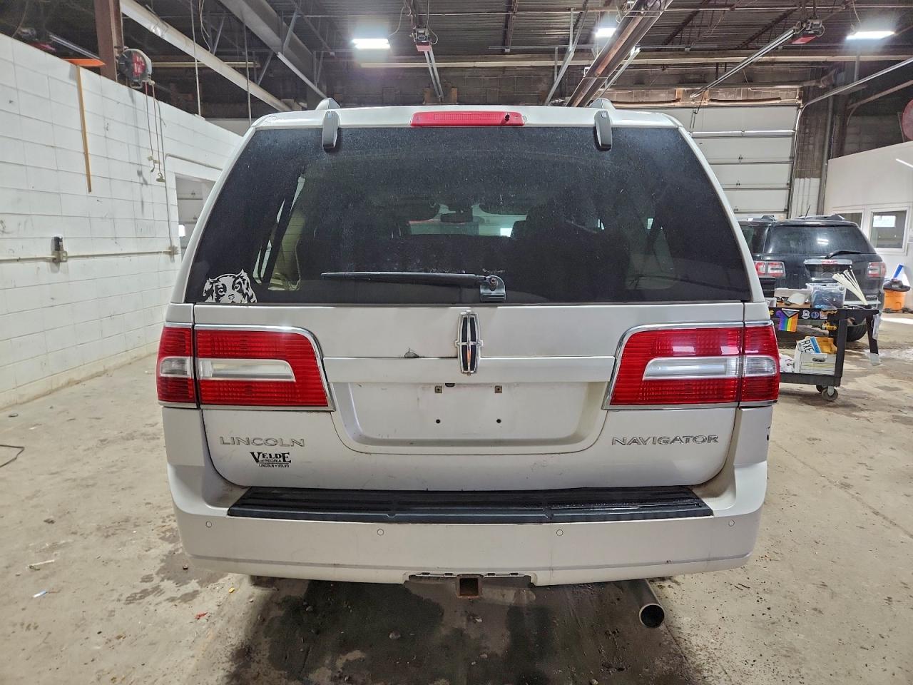 2009 LINCOLN NAVIGATOR photo 6