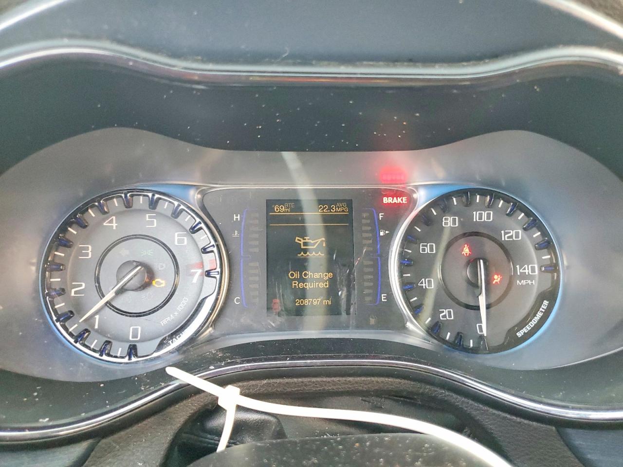 2015 CHRYSLER 200 photo 9
