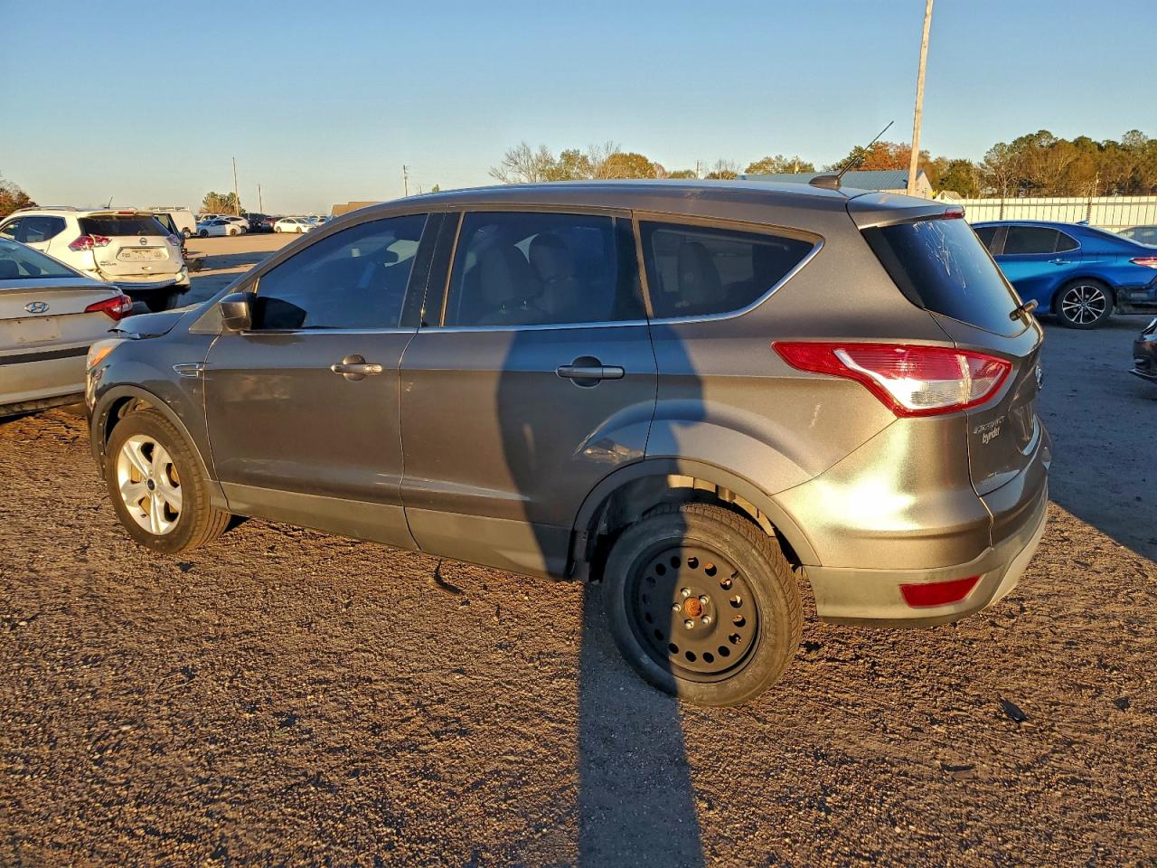 2014 FORD ESCAPE SE photo 2