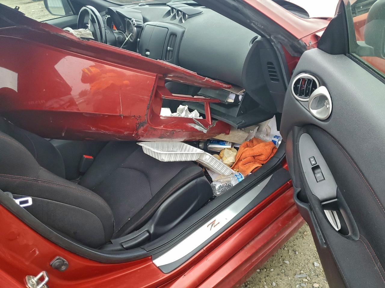 2013 NISSAN 370Z BASE photo 8