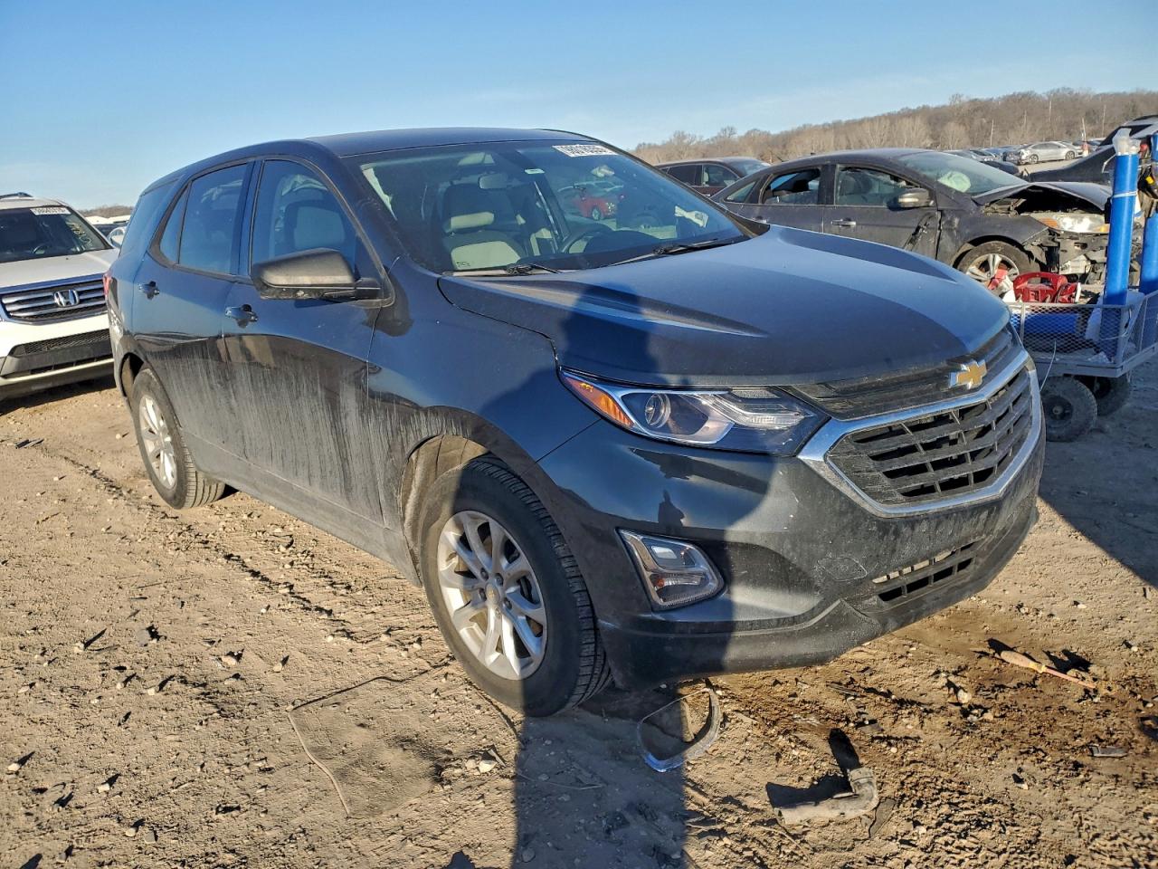 2019 CHEVROLET EQUINOX LS photo 4