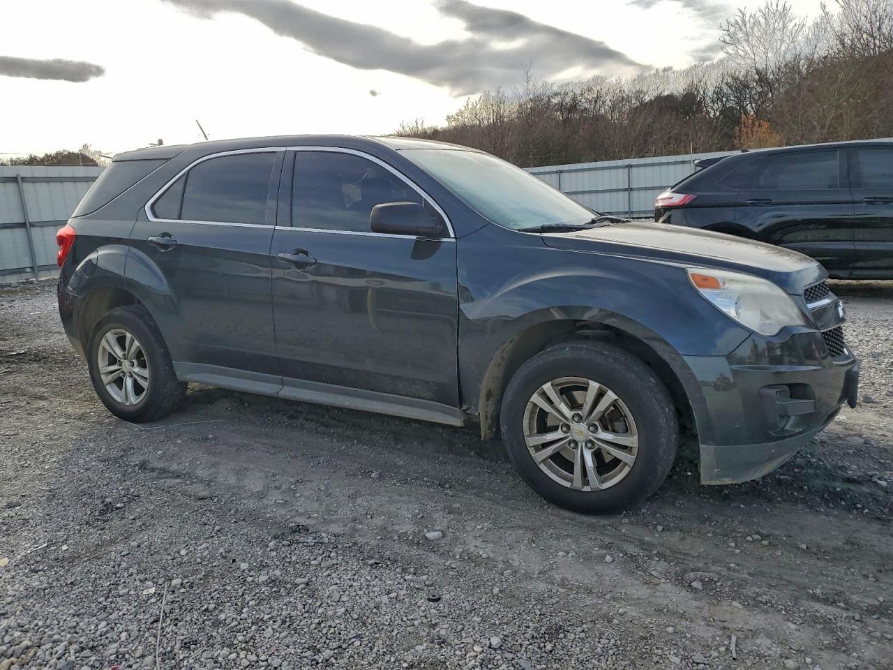 2014 CHEVROLET EQUINOX LS photo 4