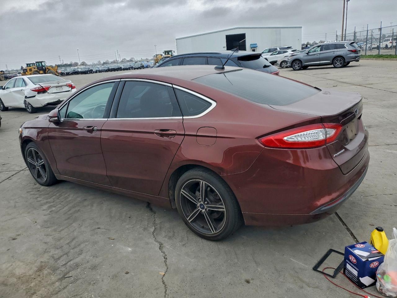 2016 FORD FUSION SE photo 2