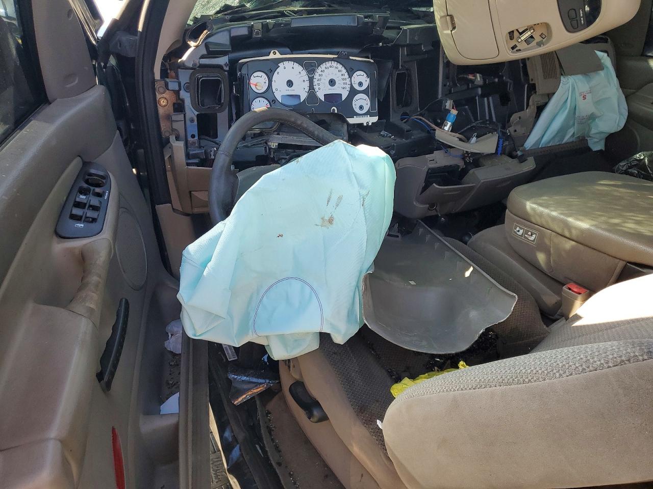 2002 DODGE RAM 1500 photo 8