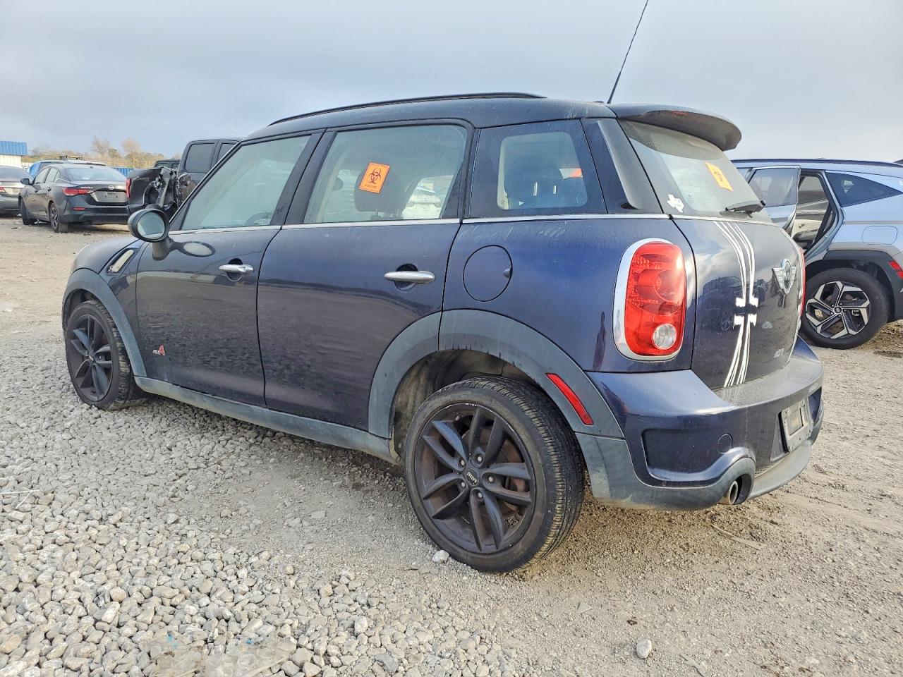 2012 MINI COOPER S COUNTRYMAN photo 2