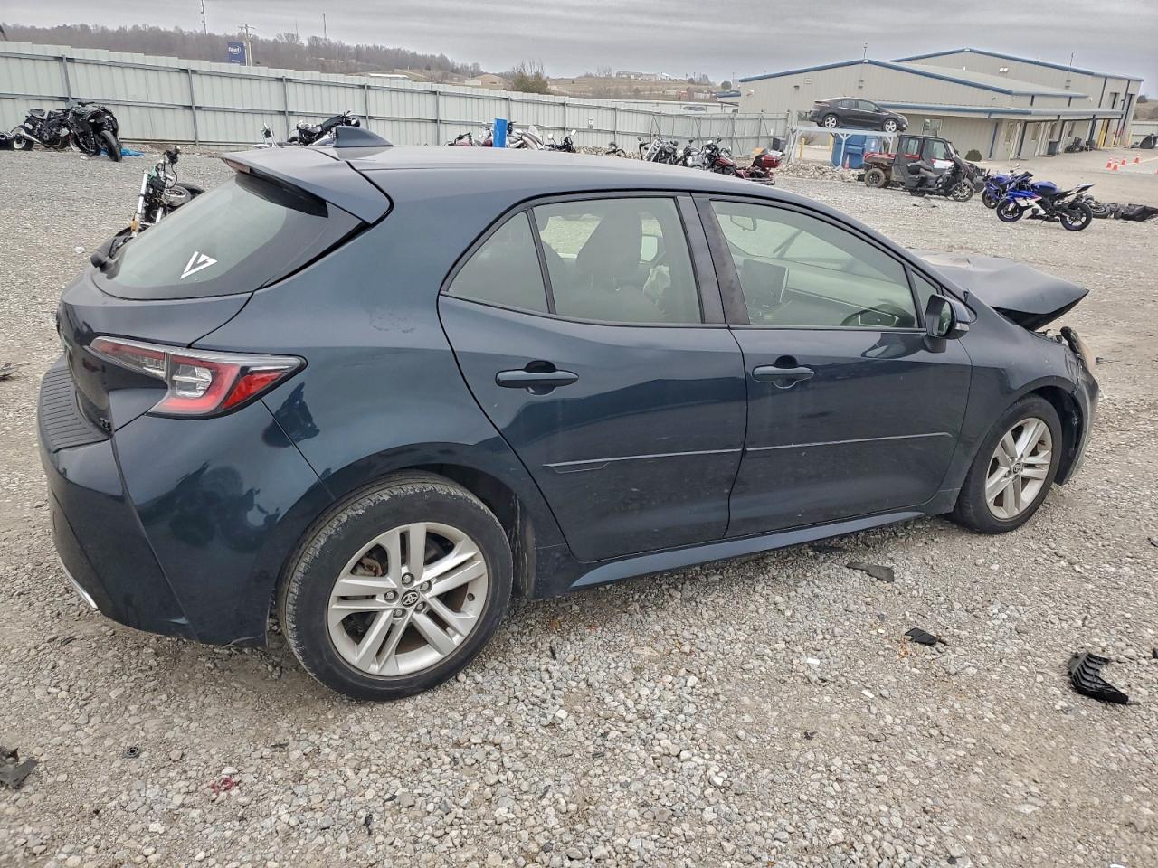 2020 TOYOTA COROLLA SE photo 3