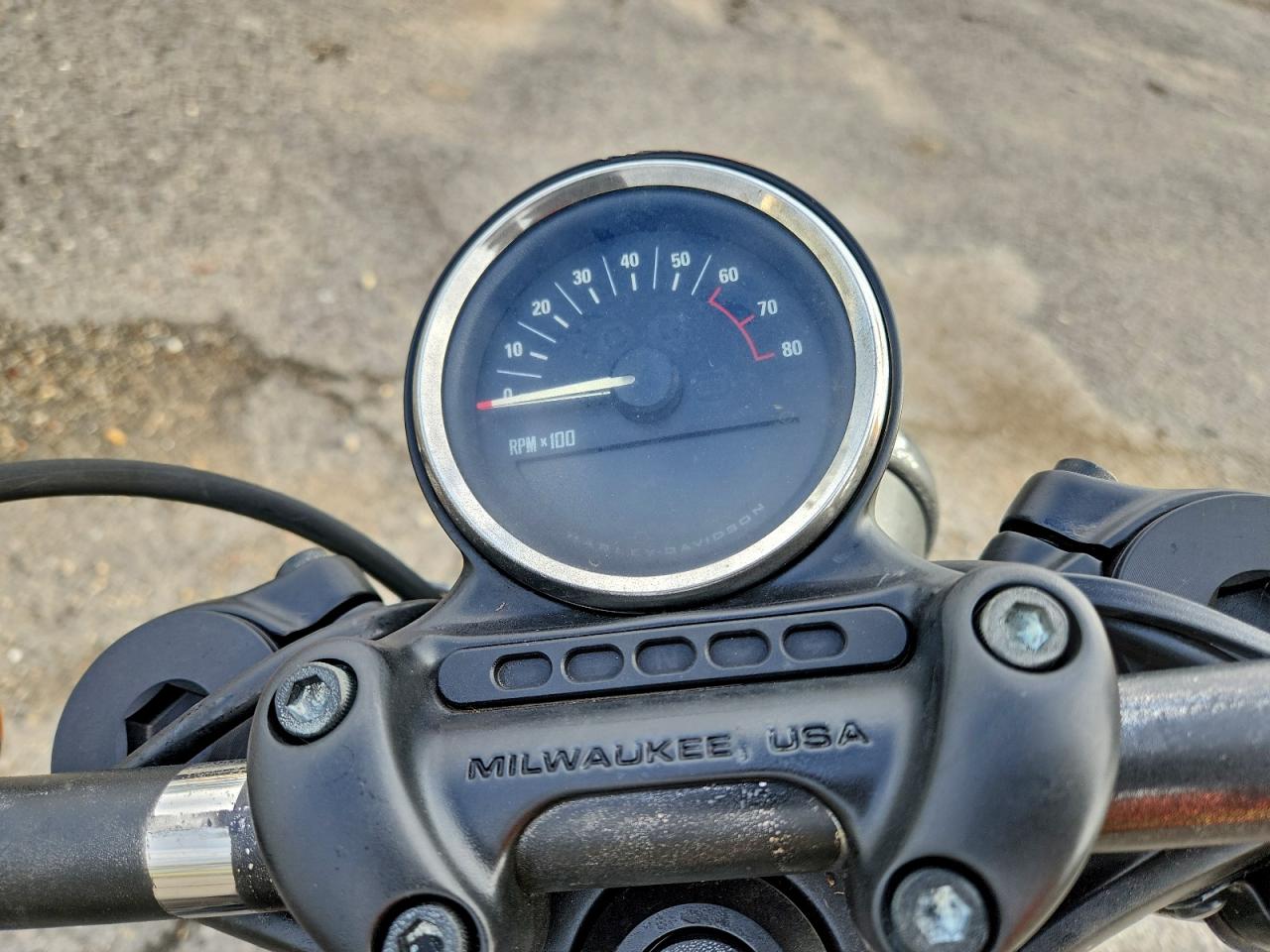 2016 HARLEY-DAVIDSON XL1200 CX photo 7