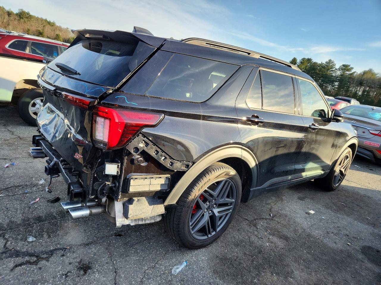 2025 FORD EXPLORER ST photo 3