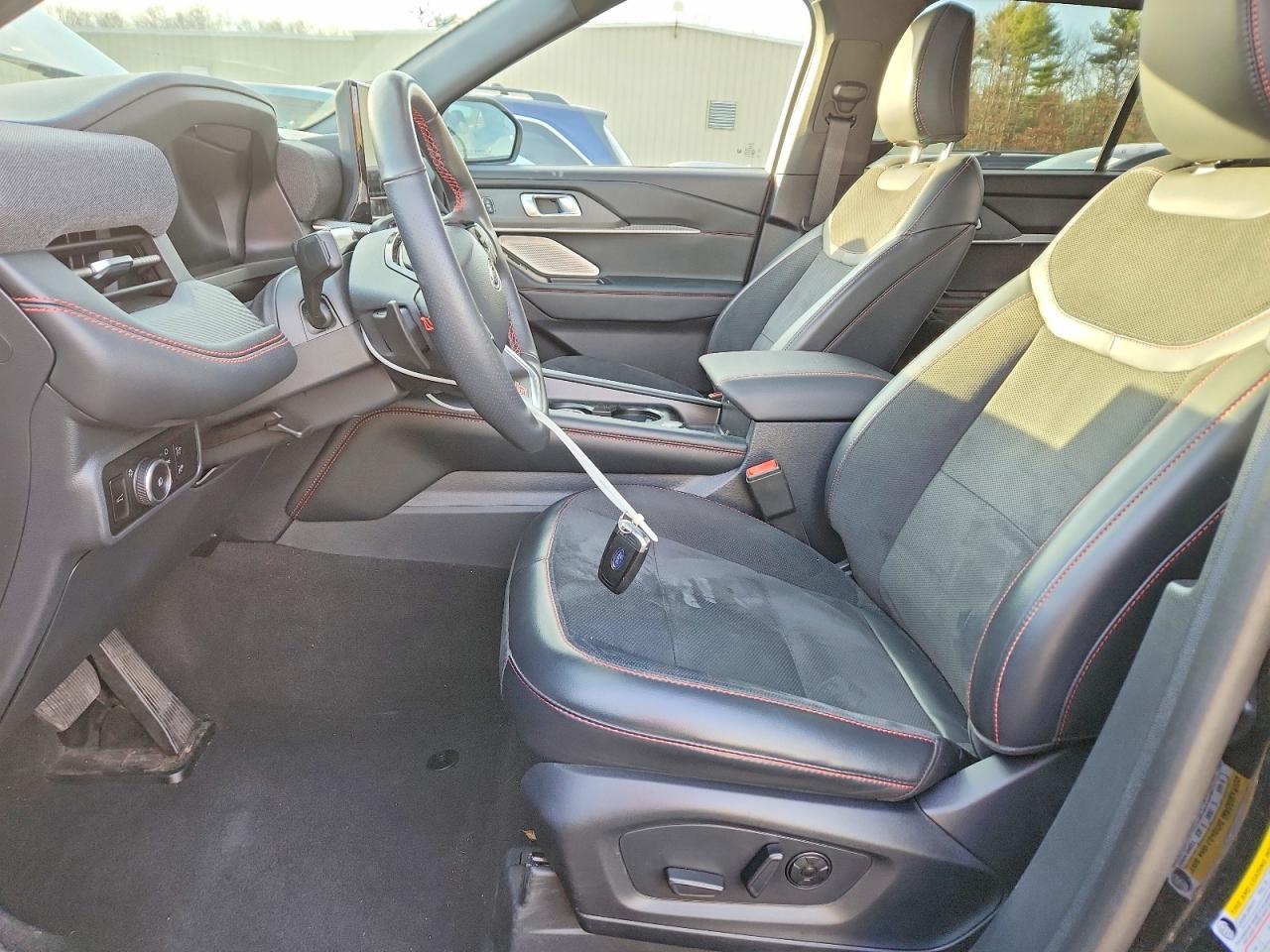 2025 FORD EXPLORER ST photo 7