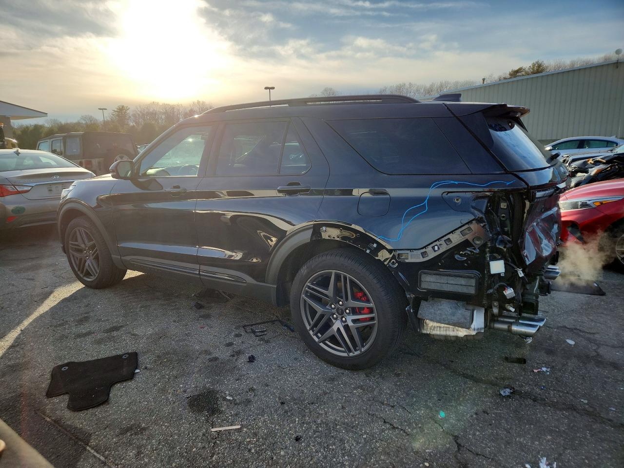 2025 FORD EXPLORER ST photo 2