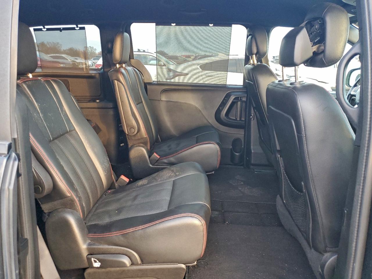 2015 DODGE GRAND CARAVAN R/T photo 21