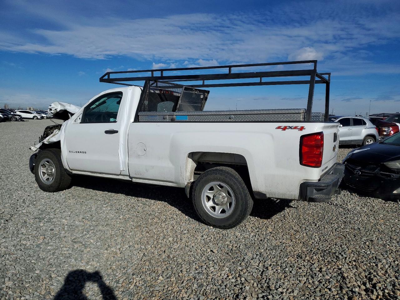 2014 CHEVROLET SILVERADO K1500 photo 2