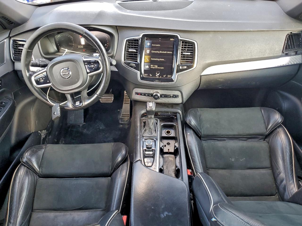 2017 VOLVO XC90 T6 photo 8