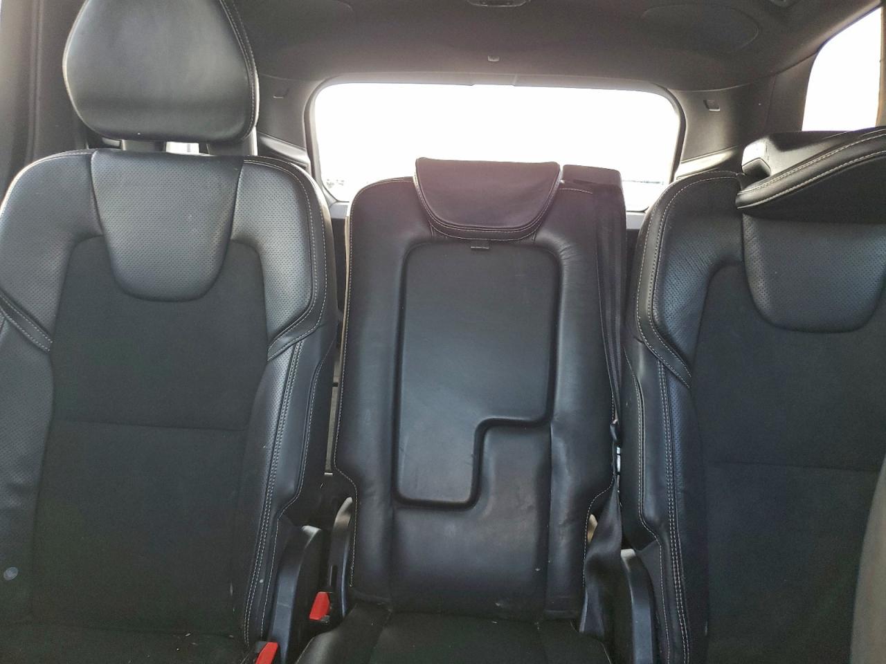 2017 VOLVO XC90 T6 photo 10