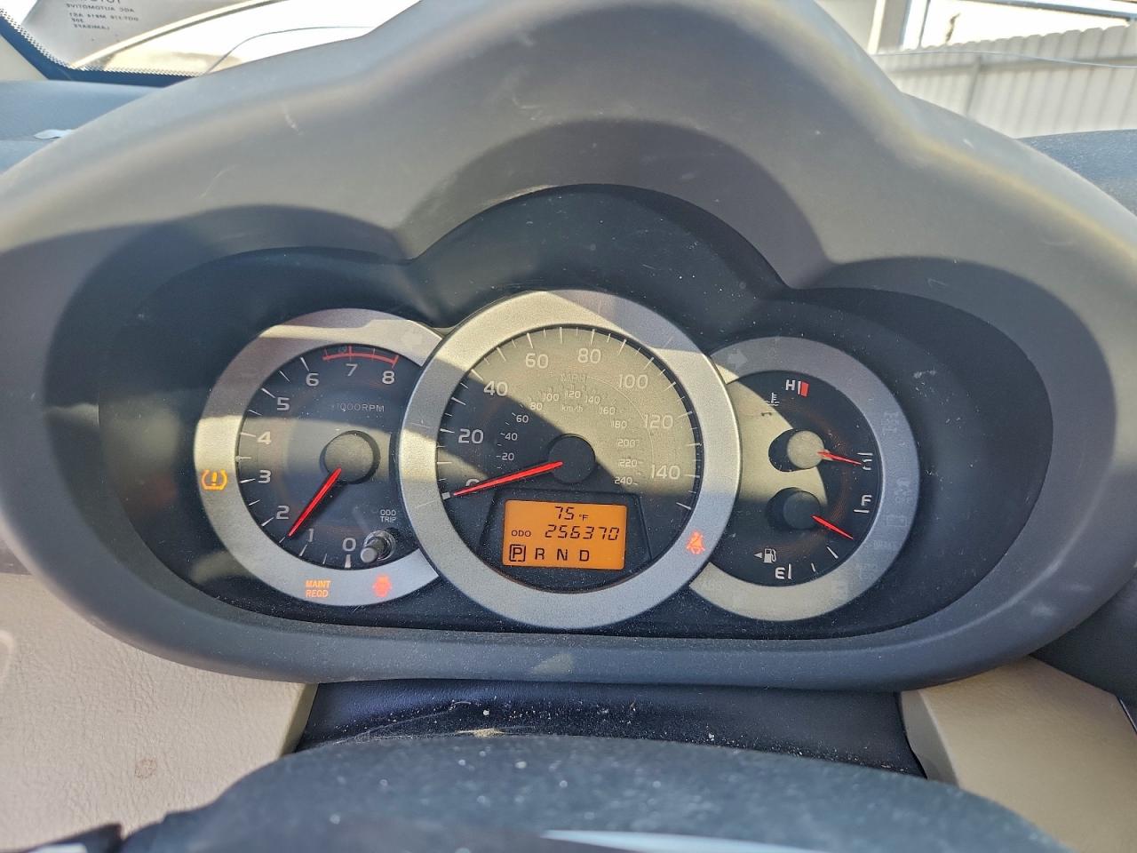 2011 TOYOTA RAV4 LIMITED photo 9