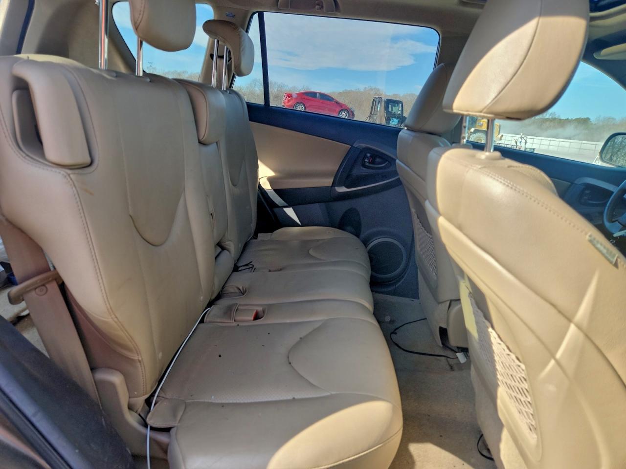 2011 TOYOTA RAV4 LIMITED photo 11