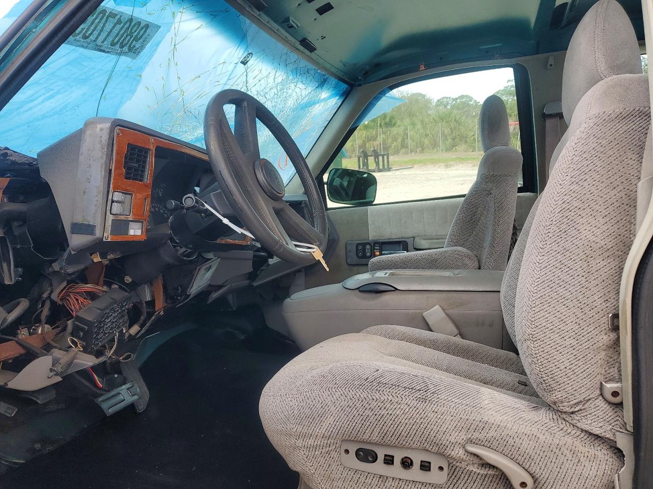 1994 GMC SIERRA C1500 photo 7