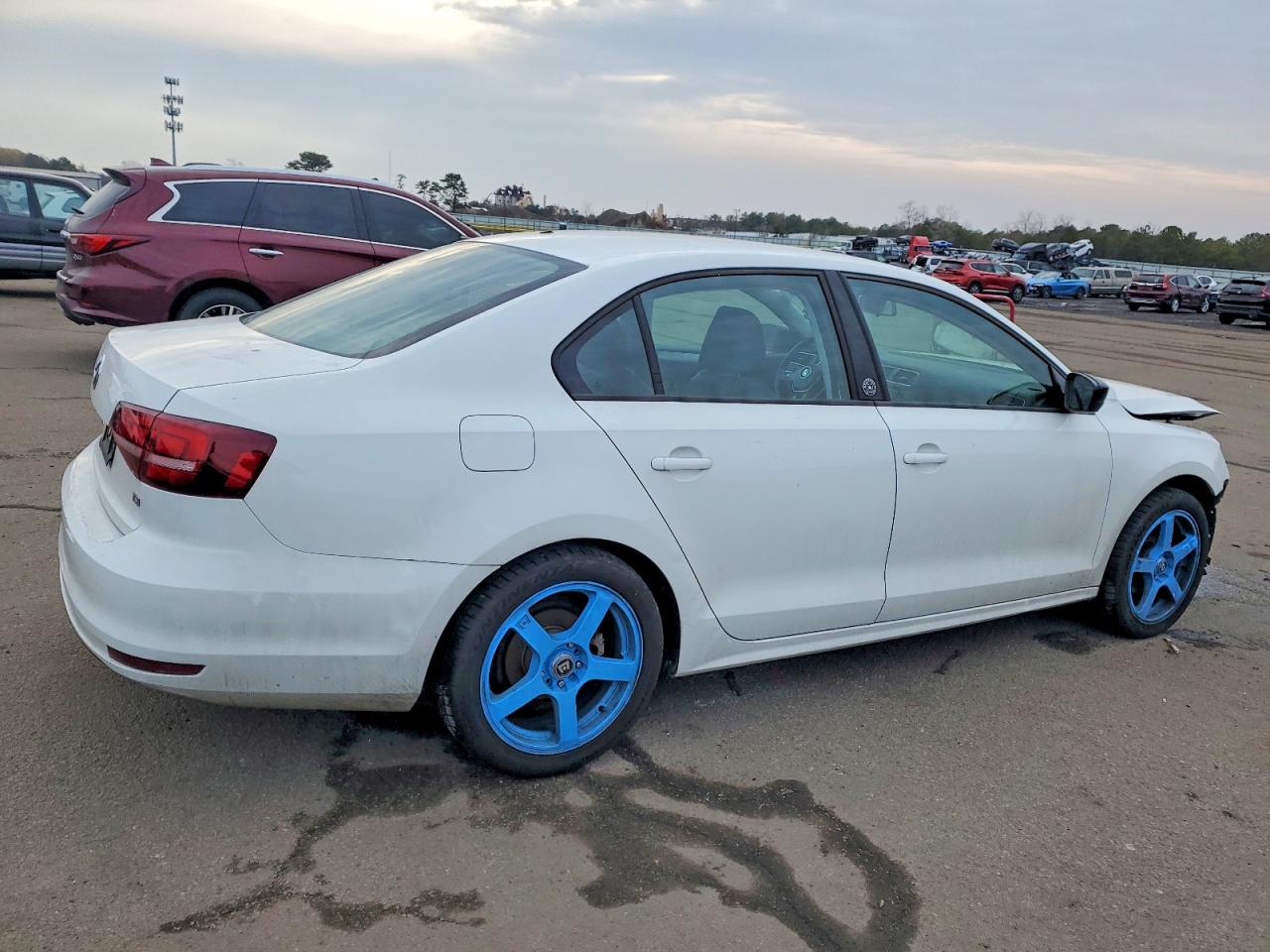2018 VOLKSWAGEN JETTA SE photo 3