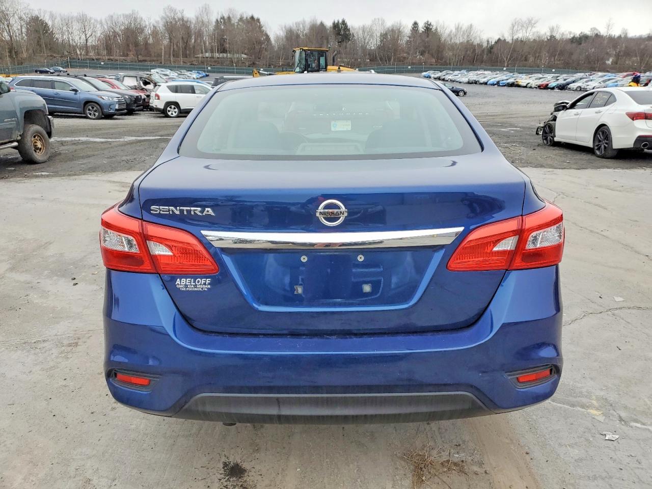 2019 NISSAN SENTRA S photo 6