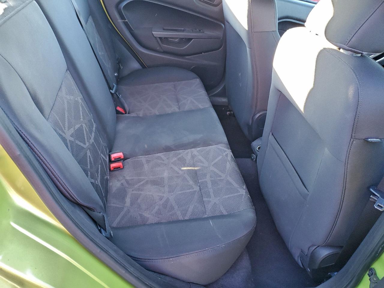2011 FORD FIESTA SE photo 10