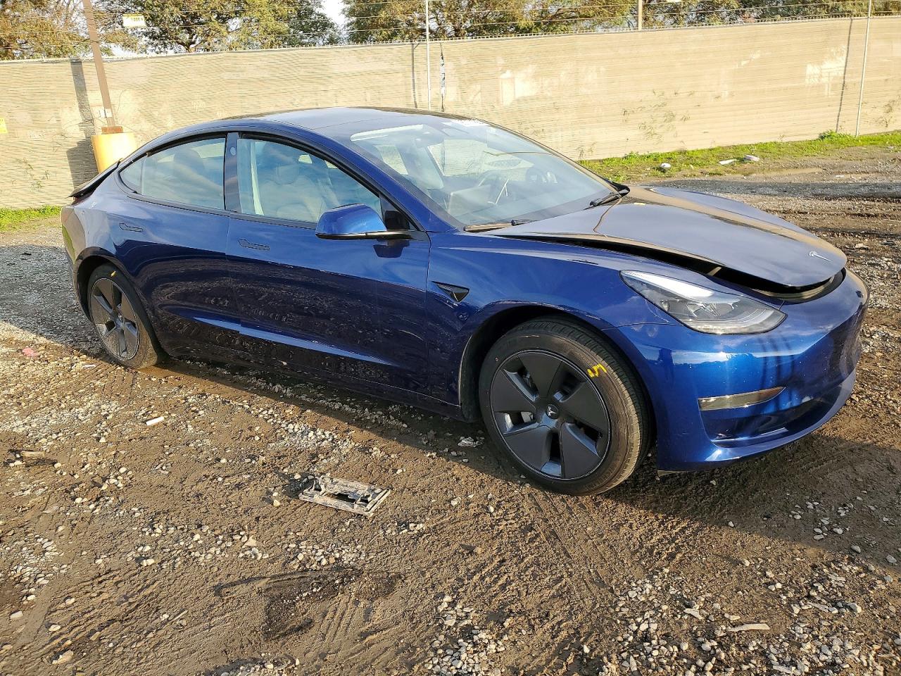 2023 TESLA MODEL 3 photo 4