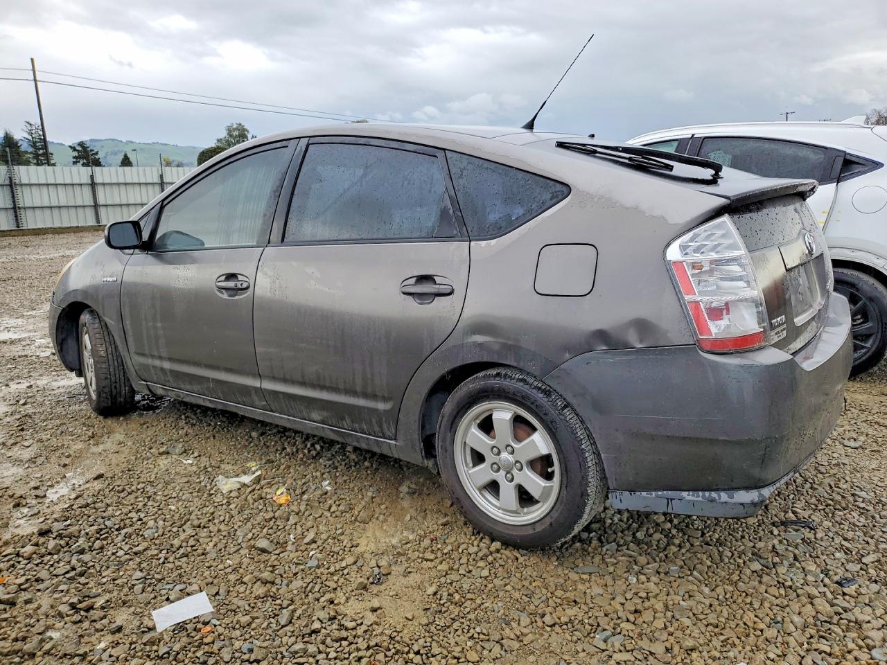 2007 TOYOTA PRIUS photo 2