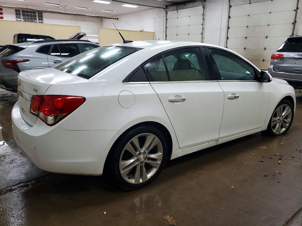 2013 CHEVROLET CRUZE LTZ photo 3