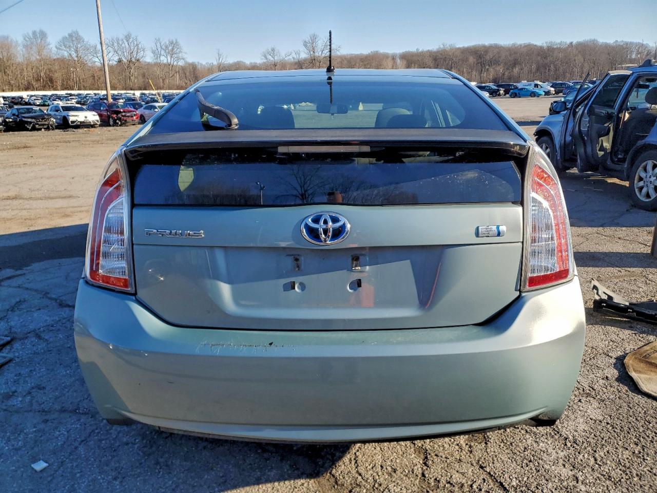 2013 TOYOTA PRIUS photo 6