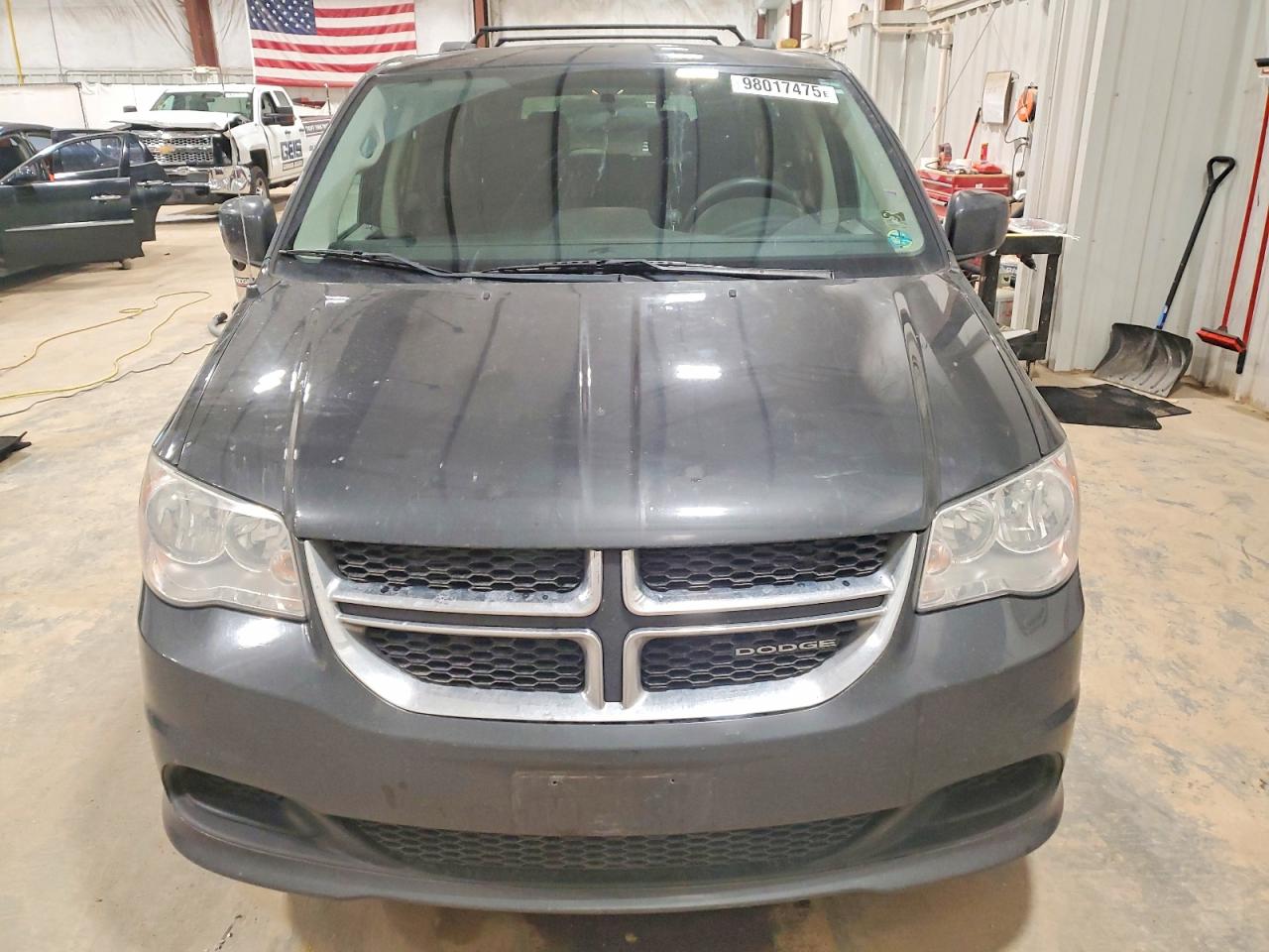 2012 DODGE GRAND CARAVAN SXT photo 5