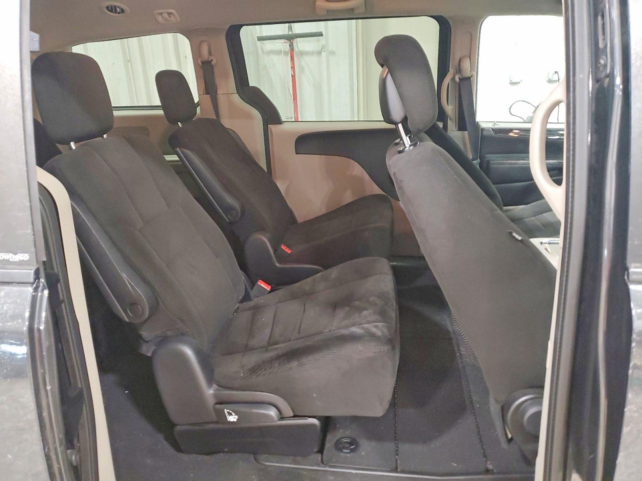 2012 DODGE GRAND CARAVAN SXT photo 11