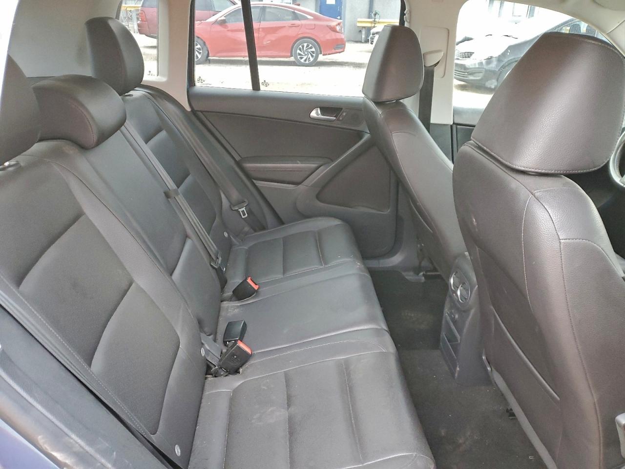 2017 VOLKSWAGEN TIGUAN S photo 10