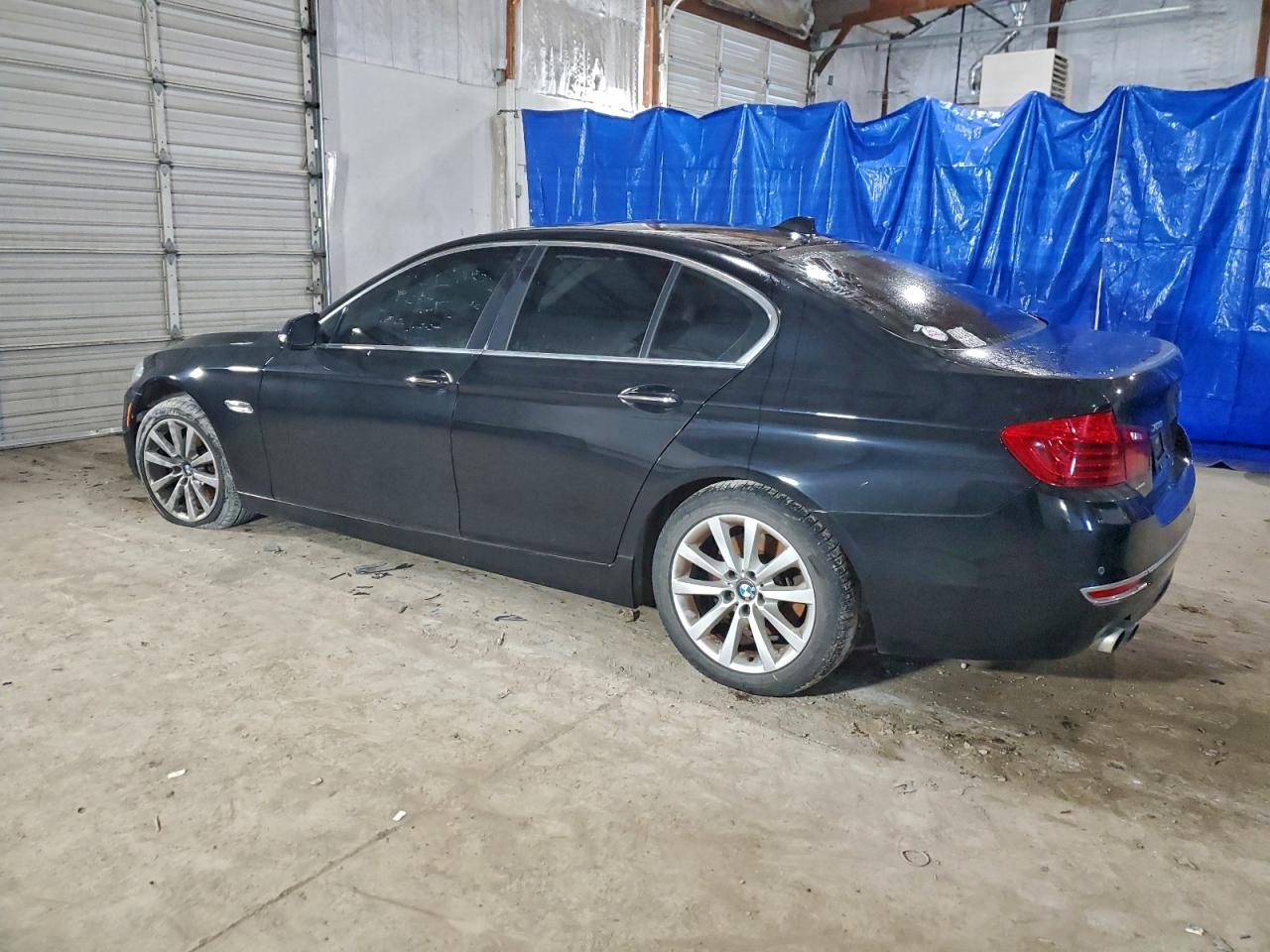 2016 BMW 528 XI photo 2