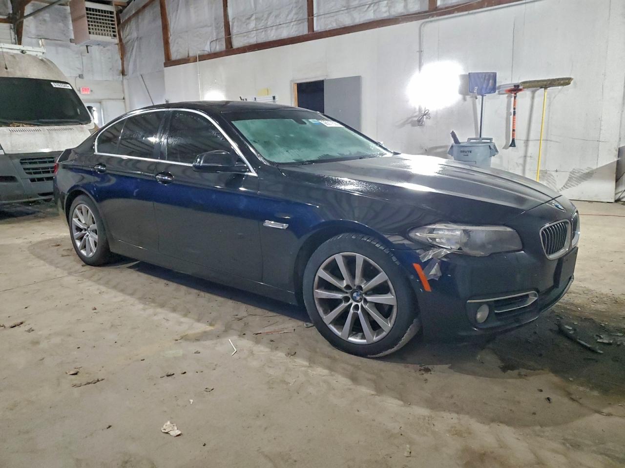 2016 BMW 528 XI photo 4