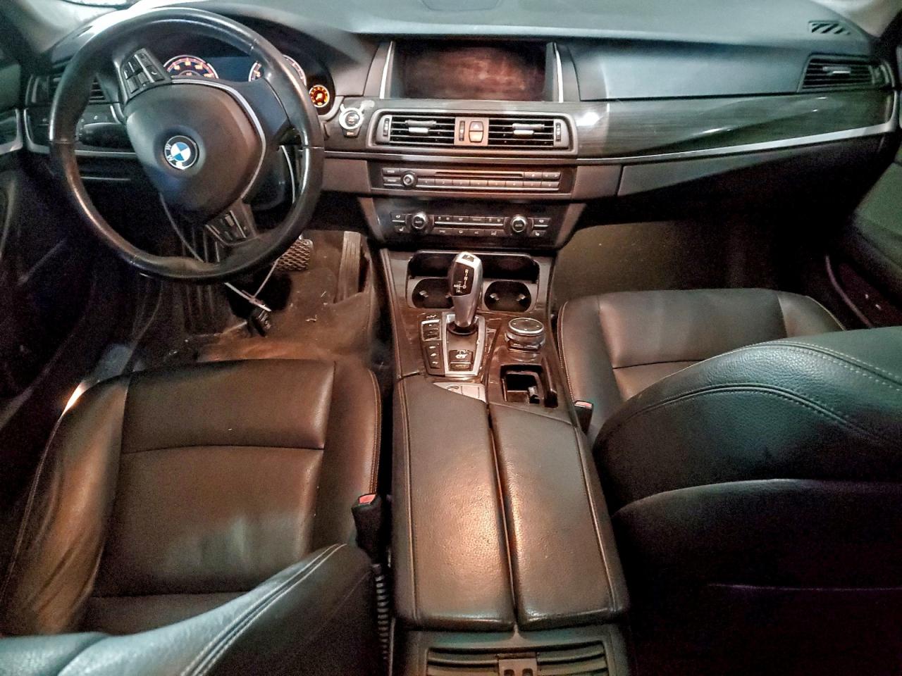 2016 BMW 528 XI photo 8