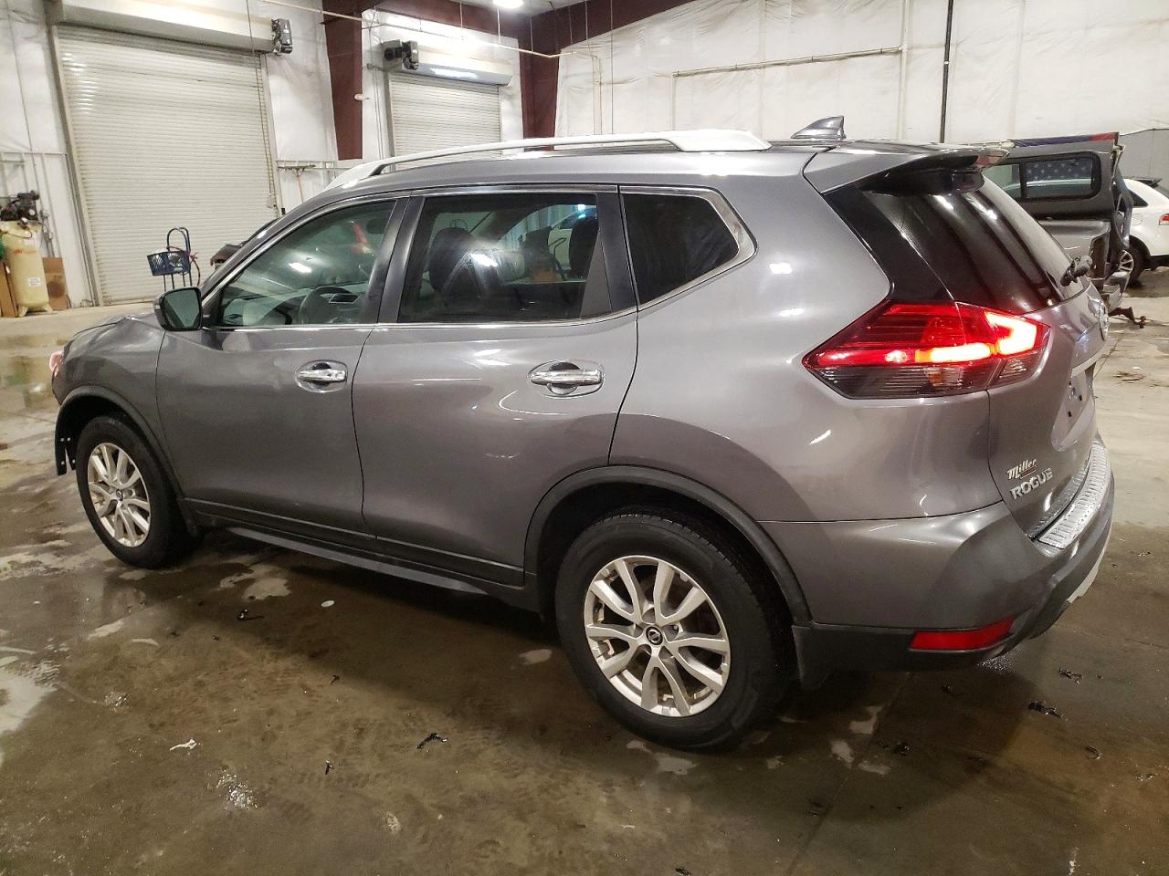 2017 NISSAN ROGUE S photo 2