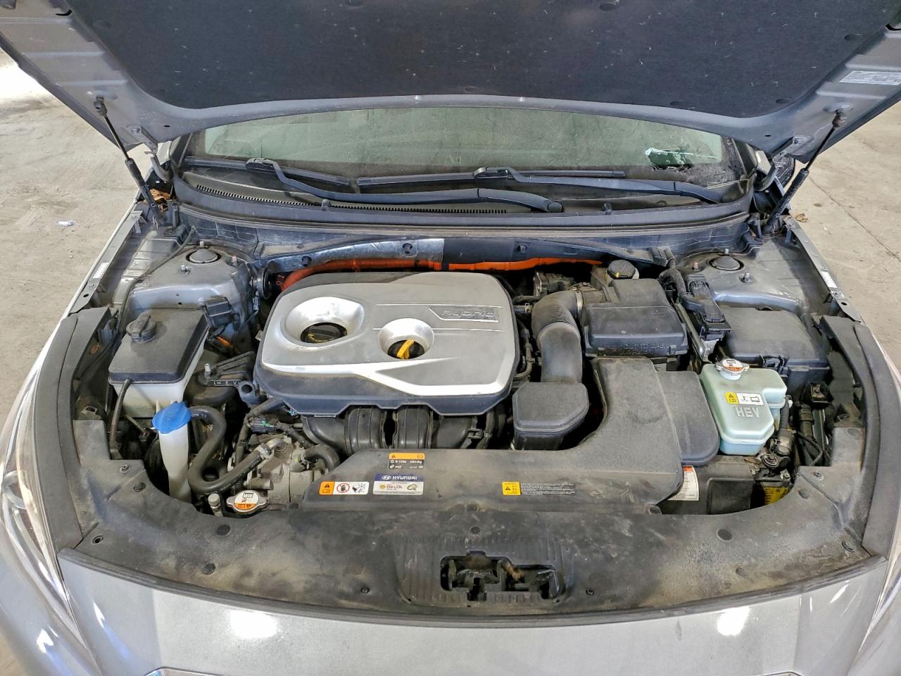 2017 HYUNDAI SONATA HYBRID photo 11