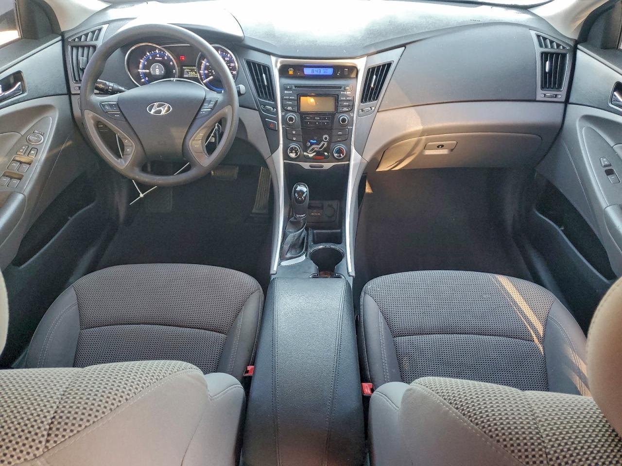 2013 HYUNDAI SONATA GLS photo 8