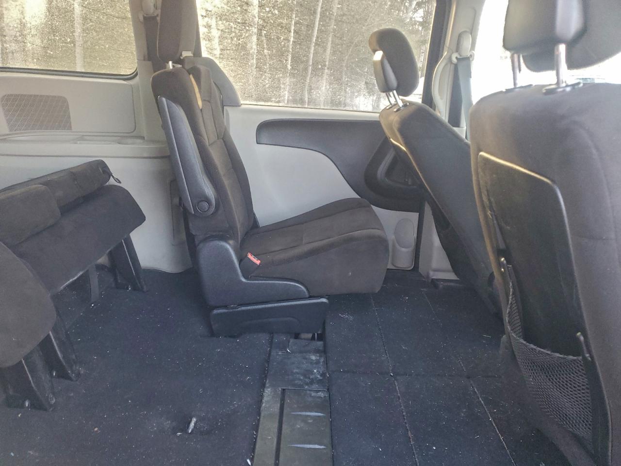 2012 DODGE GRAND CARAVAN SE photo 11