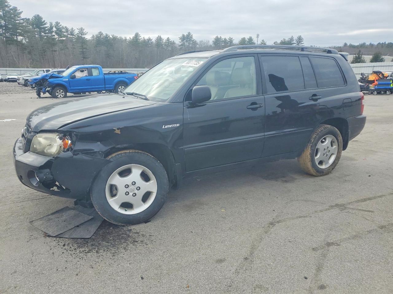 2004 TOYOTA HIGHLANDER
