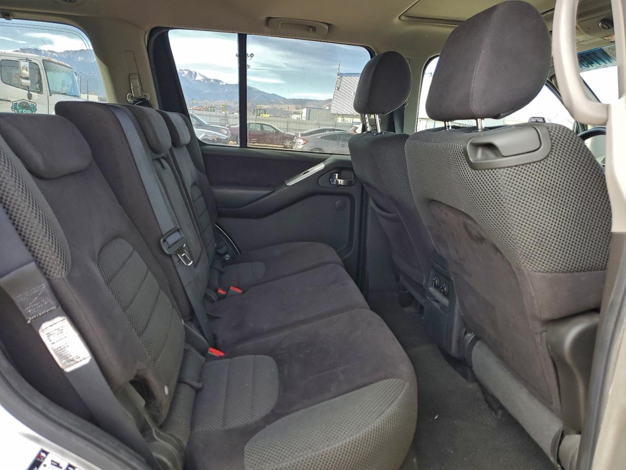 2009 NISSAN PATHFINDER S photo 19