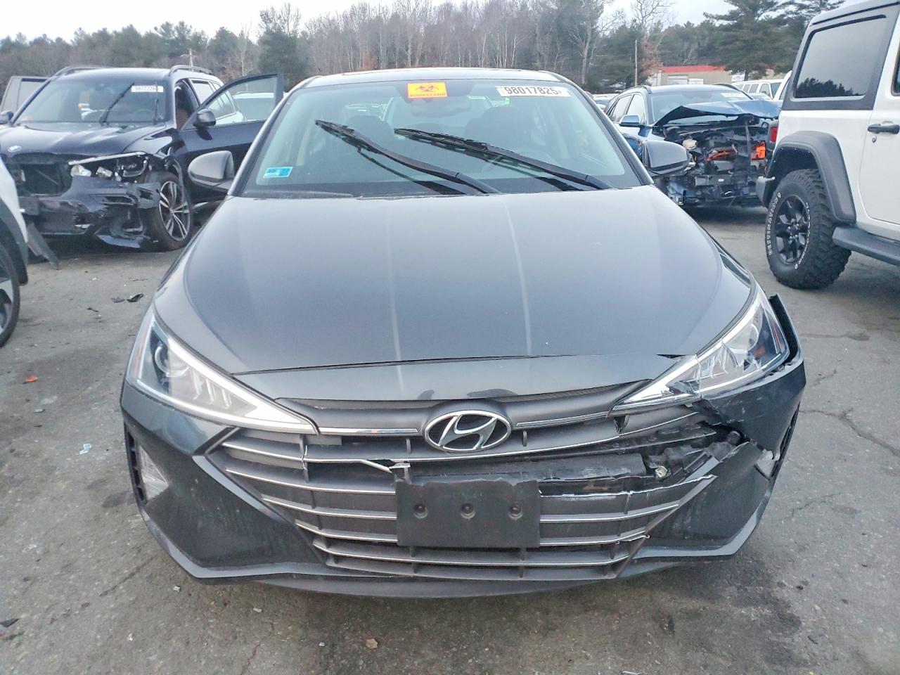2020 HYUNDAI ELANTRA SEL photo 5