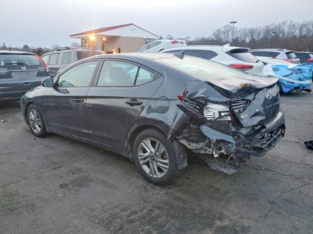 2020 HYUNDAI ELANTRA SEL photo 2