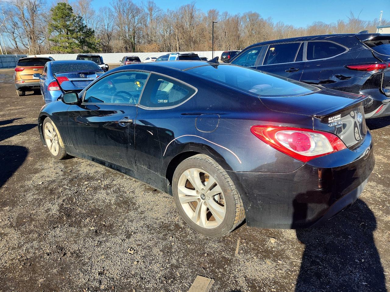 2010 HYUNDAI GENESIS COUPE 2.0T photo 2