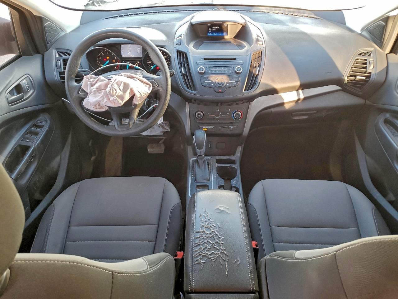 2017 FORD ESCAPE S photo 8