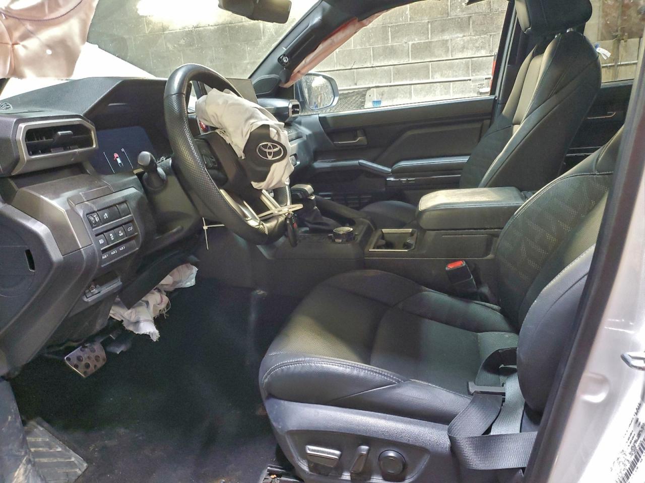 2024 TOYOTA TACOMA DOUBLE CAB photo 7