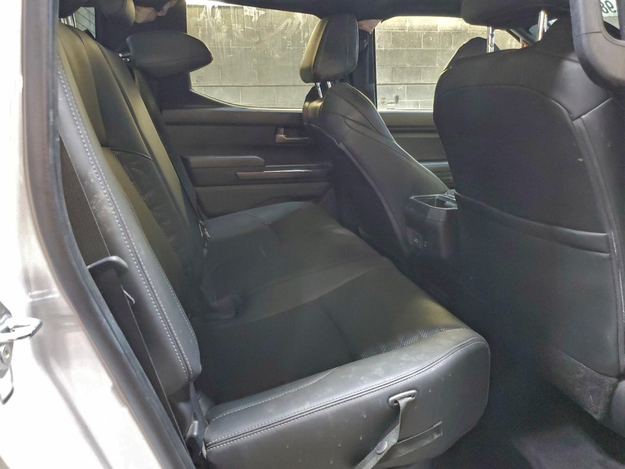 2024 TOYOTA TACOMA DOUBLE CAB photo 10