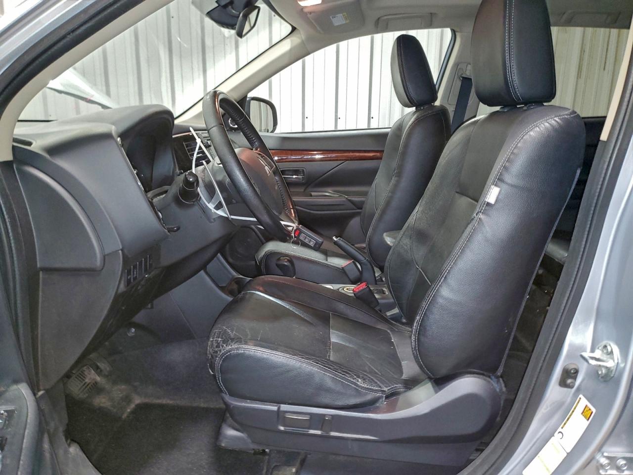 2014 MITSUBISHI OUTLANDER GT photo 7