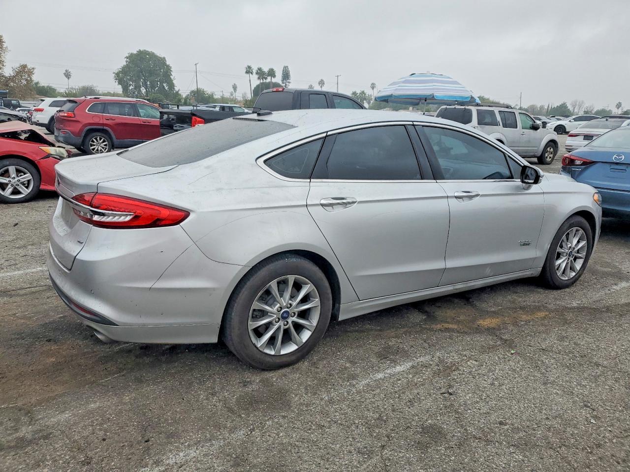 2017 FORD FUSION SE PHEV photo 3