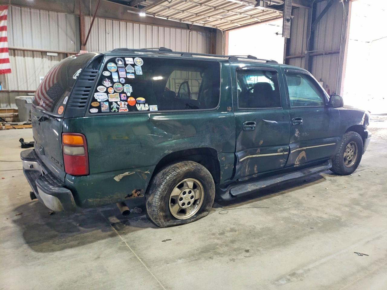2002 CHEVROLET SUBURBAN K1500 photo 3
